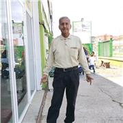 Puedo dar clases tanto a de nivel débutante como avanzado, estudié en París IV, La Sorbonne y Paris V , université Renée Descartes...he trabajado en la Alianza Francesa y en universidades formando profesores de francés... Tengo experiencia en clases virtu